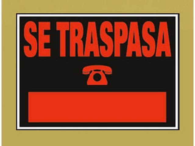 CARTEL SE TRASPASA 35x25 CM