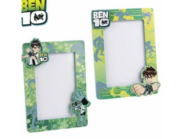 NRE PORTAFOTOS 32001 BEN 10 MADERA